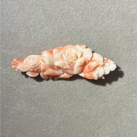 Jewelry - Vintage large hand carved angel skin coral bead for pendant or brooch 14 grams